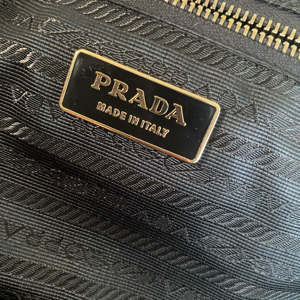 Prada Tessuto  Iconic Nylon and leather handbag - Picture 7 of 7